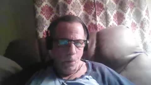 Snapshot of drthick1224 chatting on October 28, 1:31 am drthick1224 online show from October 28, 1:31 am