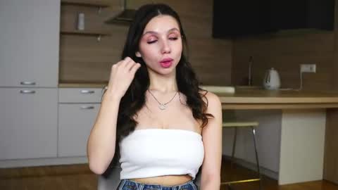 Emma online show from January 16, 12:20 pm