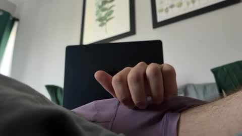 Snapshot of drw98 chatting on November 8, 7:34 pm drw98 online show from November 8, 7:34 pm