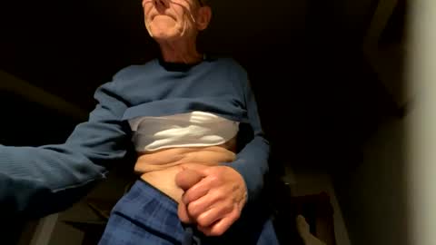 Snapshot of dubl55nikl chatting on December 14, 8:02 am DublNikl online show from December 14, 8:02 am