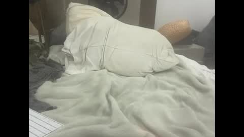 Snapshot of dudebrocuz69 chatting on February 20, 1:13 am Dude online show from February 20, 1:13 am