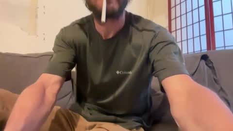 Snapshot of dudedoesdenver chatting on September 21, 12:34 am Max online show from September 21, 12:34 am