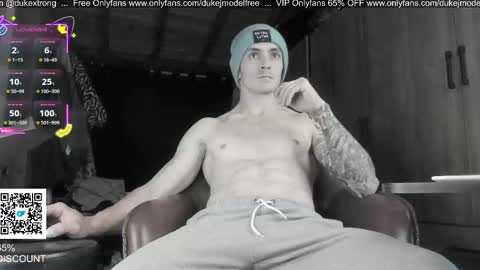 Snapshot of duke_j chatting on October 4, 2:31 am DUKE J              online show from October 4, 2:31 am