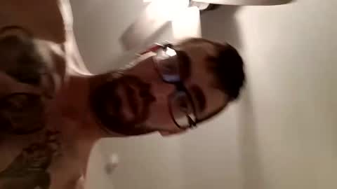 Snapshot of duke_lordly chatting on March 10, 4:17 am duke_lordly online show from March 10, 4:17 am