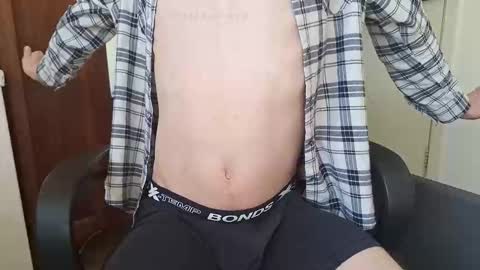 Snapshot of dukeatredies chatting on September 28, 10:37 pm dukeatredies online show from September 28, 10:37 pm