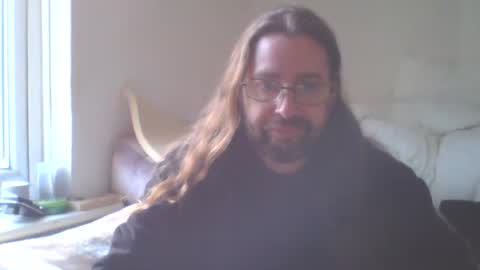 chris online show from December 9, 11:15 am