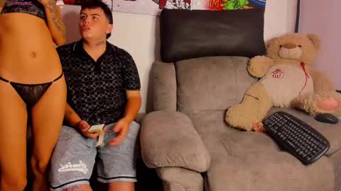 dulce_and_lion online show from October 21, 5:08 am