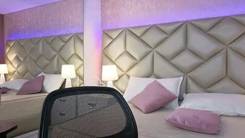    Monday 5-2 am From Tuesday to Friday5-1 am Colombia time online show from September 13, 7:02 pm