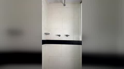 dulce_isabel_ online show from June 9, 4:02 am