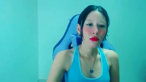 dulce_mauren online show from December 19, 4:52 am
