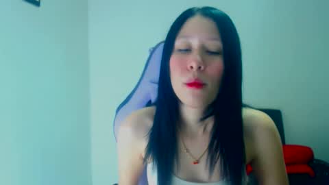 dulce_mauren online show from February 2, 11:03 pm