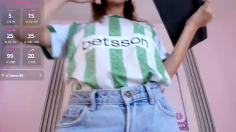 dulce_quintana online show from November 13, 12:15 pm