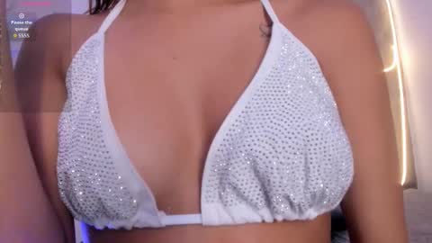 dulce_quintana online show from November 24, 12:16 pm