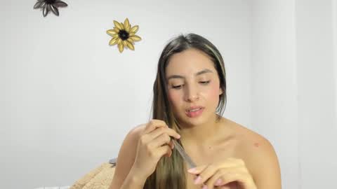 Snapshot of dulce_roberts_ chatting on January 27, 5:25 am Dulce online show from January 27, 5:25 am