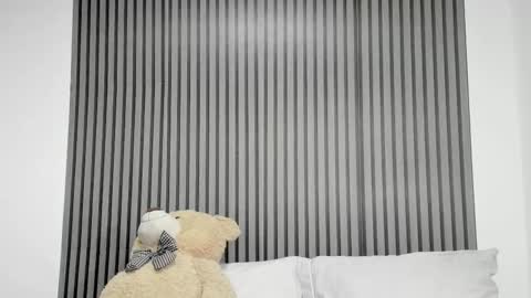 Snapshot of dulce_roberts_ chatting on October 3, 1:30 pm Dulce online show from October 3, 1:30 pm