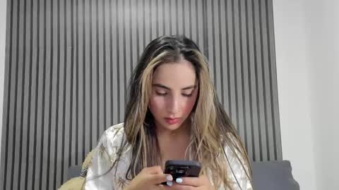 Snapshot of dulce_roberts_ chatting on October 21, 10:27 am Dulce online show from October 21, 10:27 am