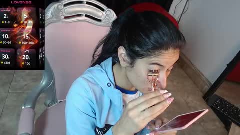 Dulce Sara online show from February 24, 1:53 pm