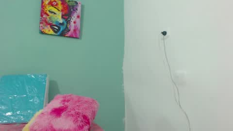 Snapshot of dulce_sexy21 chatting on December 21, 1:15 am dulce_sexy21 online show from December 21, 1:15 am