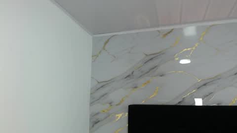 Dulce online show from April 6, 4:52 pm