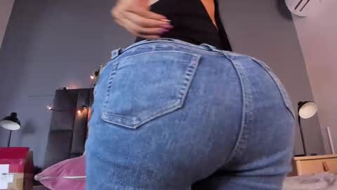 DULCE AURORA online show from September 13, 2:44 am