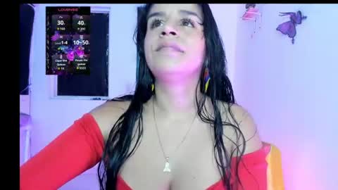 Snapshot of dulcekatty18 chatting on July 10, 1:10 am dulcekatty18 online show from July 10, 1:10 am