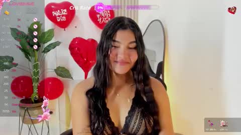 dulcelola_ online show from February 20, 2:50 pm