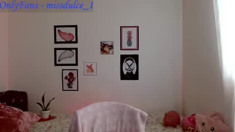 Snapshot of dulcemaria_alvarez22 chatting on November 25, 8:31 pm Dulce online show from November 25, 8:31 pm