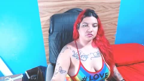 dulcesdemaria online show from February 19, 4:34 am