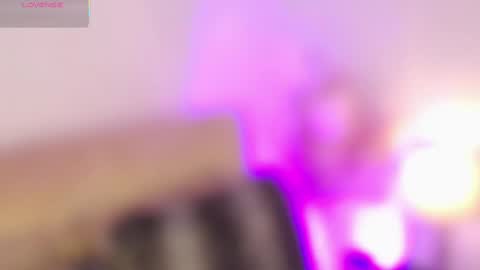 Dulcey online show from September 25, 3:10 am