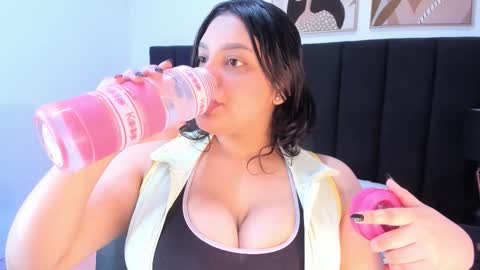 Dulce online show from February 11, 8:14 pm