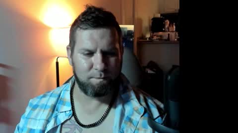 Snapshot of dumb_gringo chatting on October 31, 12:22 am dumb_gringo online show from October 31, 12:22 am