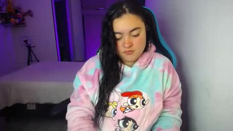 Snapshot of dumont_model chatting on September 23, 6:49 am Nicole online show from September 23, 6:49 am