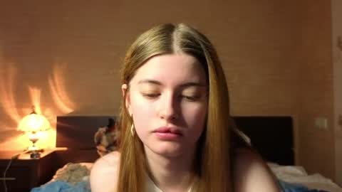 Jake And Emilia online show from July 9, 11:58 am