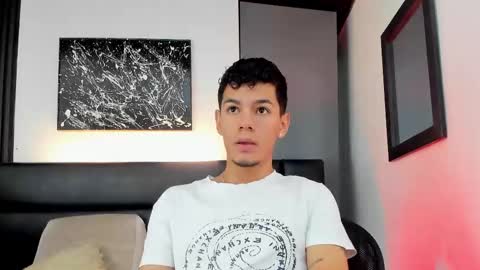 Thomas and Noah online show from October 1, 12:22 pm