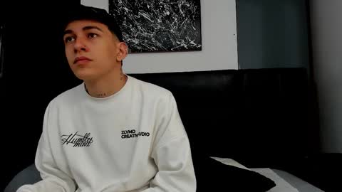 Thomas and Noah online show from October 12, 5:34 pm