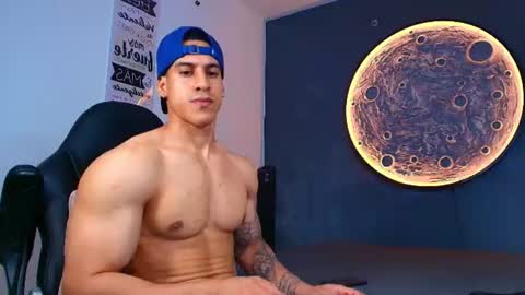 Snapshot of duran_dhikol1 chatting on July 21, 12:13 am duran_dhikol1 online show from July 21, 12:13 am
