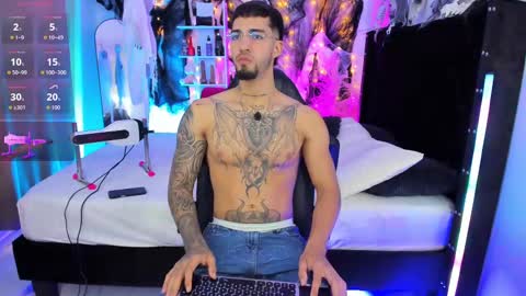 Snapshot of duriel_ chatting on October 25, 8:47 pm Duriel online show from October 25, 8:47 pm