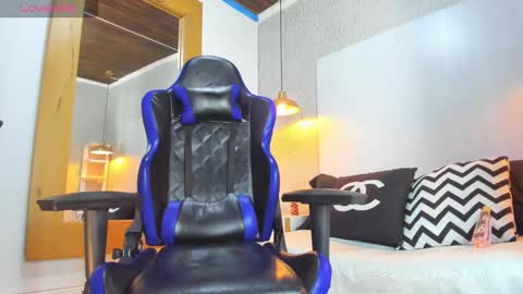 DUSAN  GREY online show from February 24, 4:21 am