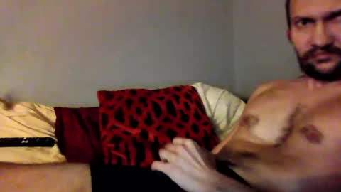 Snapshot of dusky118xxx chatting on September 28, 3:45 am dusky118xxx online show from September 28, 3:45 am