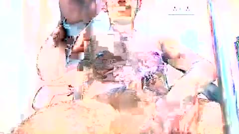 Snapshot of dusky_aarav chatting on May 30, 8:44 am dusky_aarav online show from May 30, 8:44 am