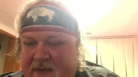 Dusty online show from December 7, 4:42 am