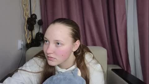 Jenny online show from January 17, 7:06 pm