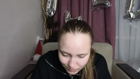 Jenny online show from February 28, 8:10 pm