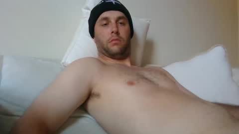 dustyroy09 online show from December 12, 6:25 am