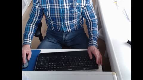 dutchpornking2 online show from February 4, 11:38 am