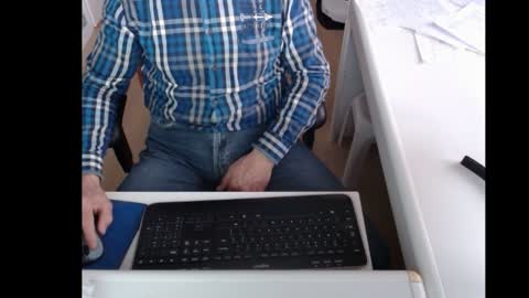 dutchpornking2 online show from February 7, 8:22 am