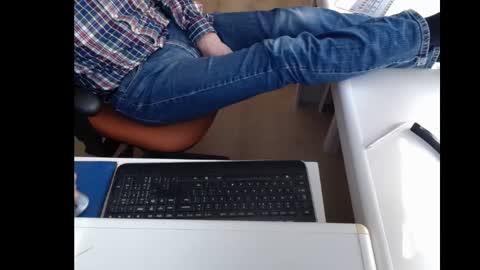 dutchpornking2 online show from March 4, 11:51 am