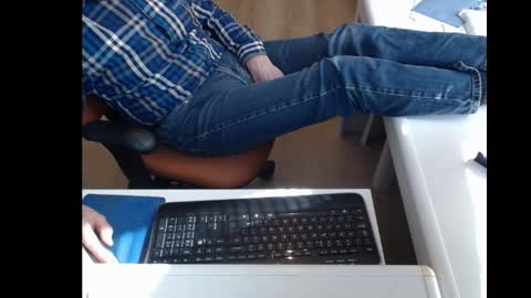 dutchpornking2 online show from March 9, 11:47 am