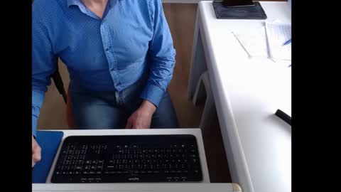 dutchpornking2 online show from November 3, 9:54 am