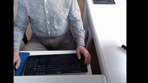 dutchpornking2 online show from April 10, 6:51 am